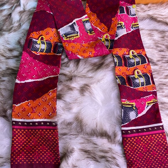 LV Twilly - Picture 2 of 4